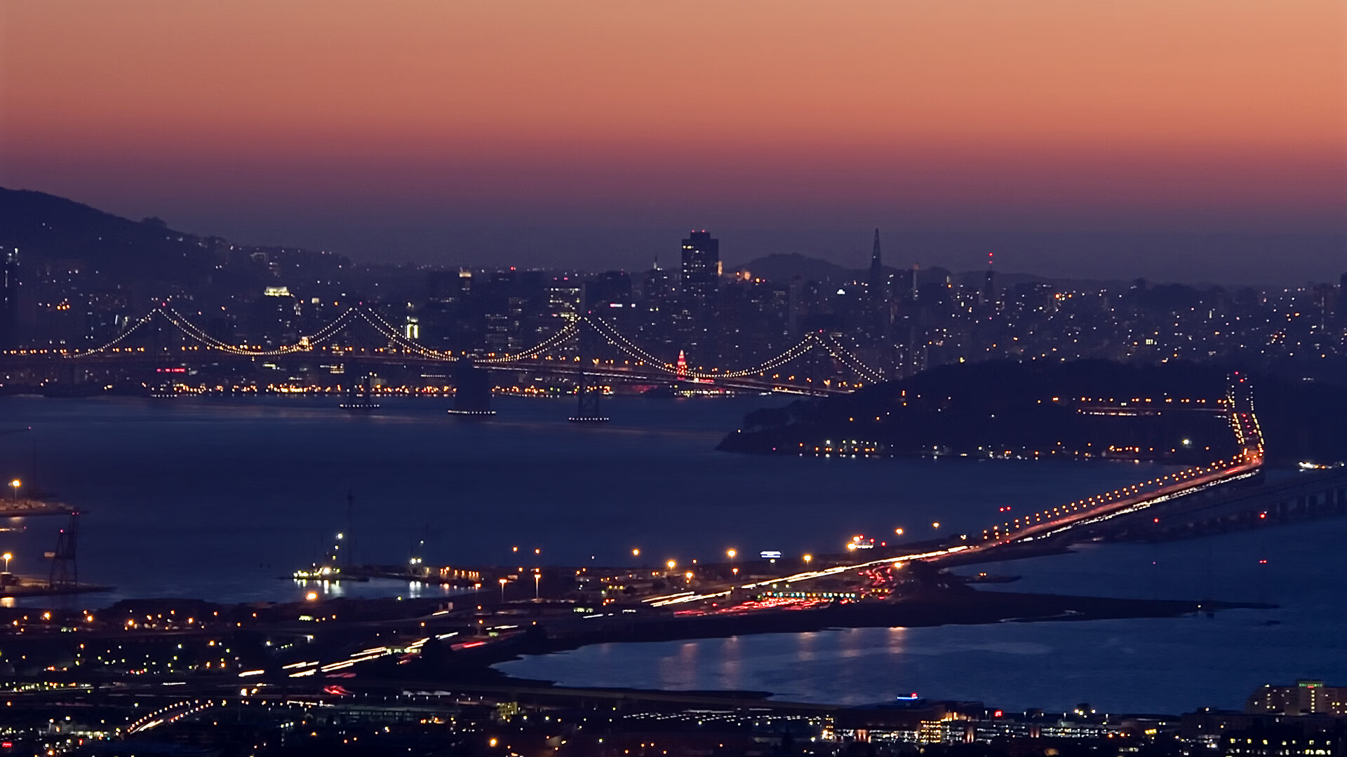 曼联新援表现抢眼，期待带领球队冲击欧冠，曼联最新引援目标